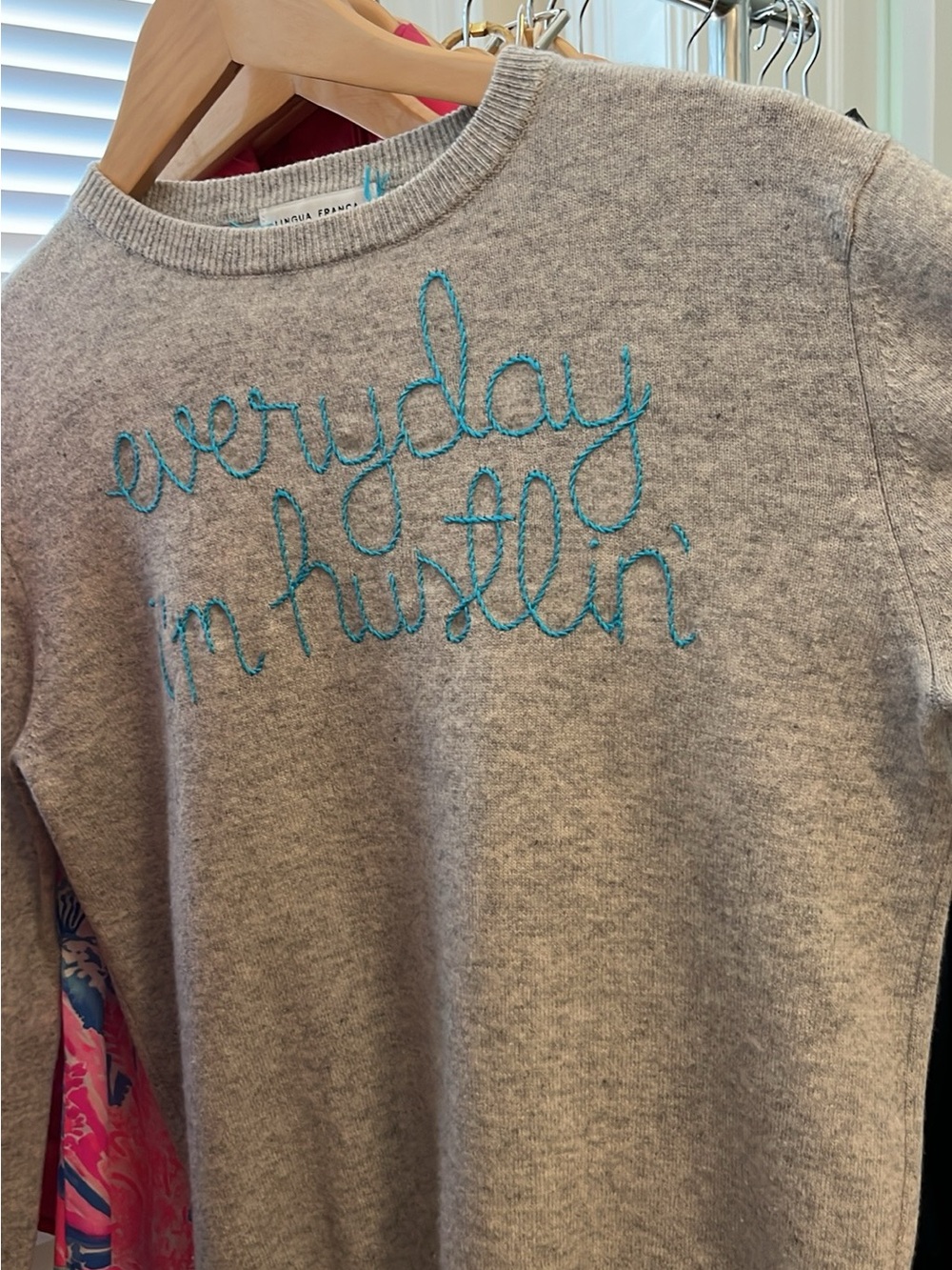 Lingua Franca XS Women’s 💯 Cashmere “Everyday I’m Hustlin’” Gray Women's Sweater